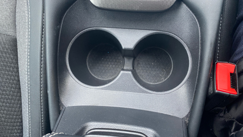 Nissan Qashqai 1.3 DiG-T MH 158 N-Connecta 5dr Petrol Hatchback